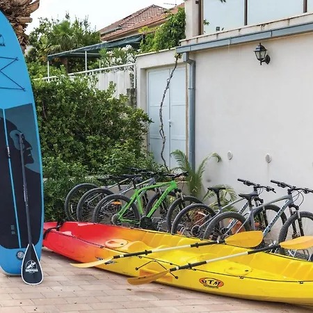 Kastel Gomilica With Sea View I Kaštela