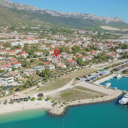 Apartment 1 Bedroom Stunning In Kastel Gomilica Kastela